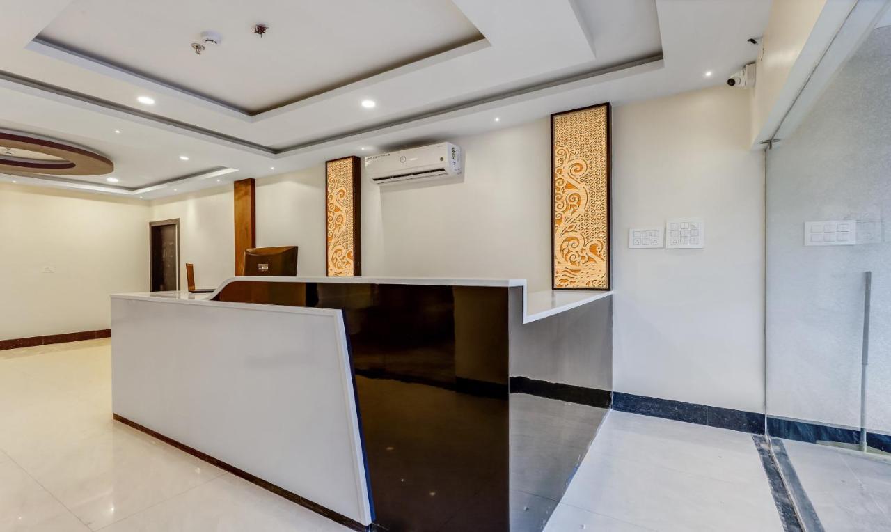 Treebo Hotel Mobi Vip Airport Ґувахаті Екстер'єр фото